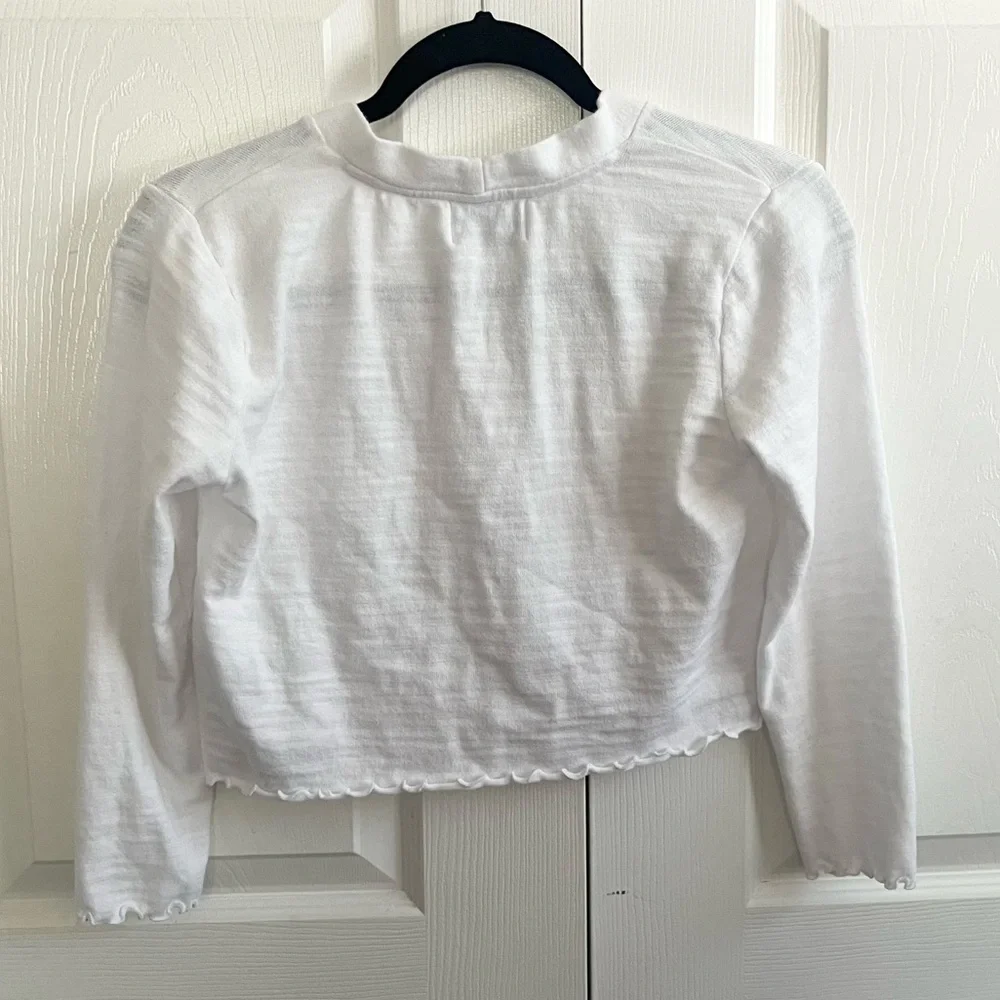 5 for $25! Old Navy Classic White Cropped Cardigan